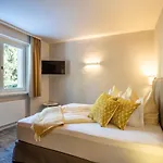 Gaestehaus Schusser An Der Therme, Fruehstueck, Doppelzimmer Und Nocleg ze śniadaniem