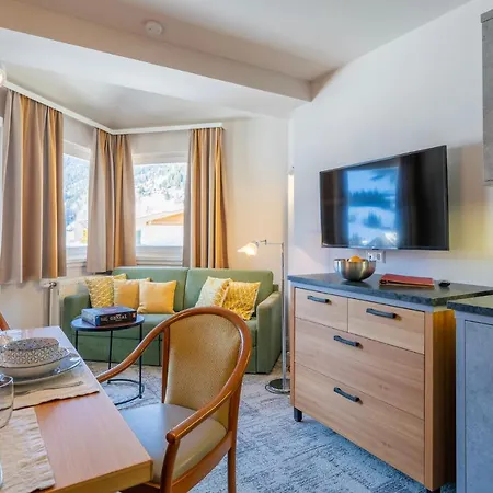 Oda ve Kahvaltı Gaestehaus Schusser An Der Therme Bad Kleinkirchheim