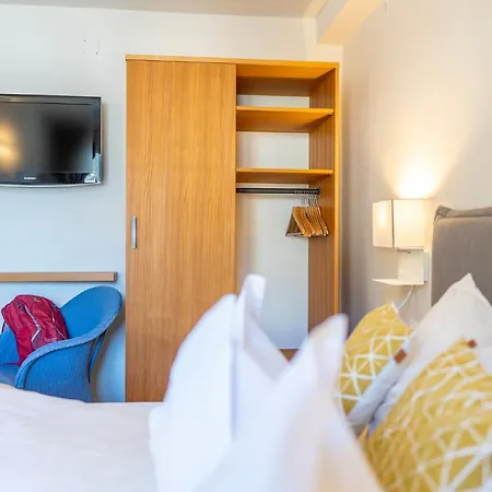 krevet i doručak Gaestehaus Schusser An Der Therme, Fruehstueck, Doppelzimmer Und Ferienwohnung 4*