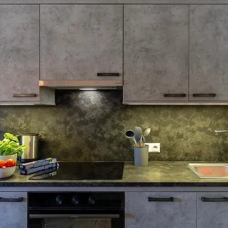 krevet i doručak Gaestehaus Schusser An Der Therme, Fruehstueck, Doppelzimmer Und Ferienwohnung Bad Kleinkirchheim