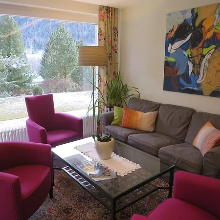 Oda ve Kahvaltı Gaestehaus Schusser An Der Therme
