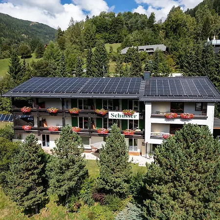 Gaestehaus Schusser An Der Therme, Fruehstueck, Doppelzimmer Und Bad Kleinkirchheim