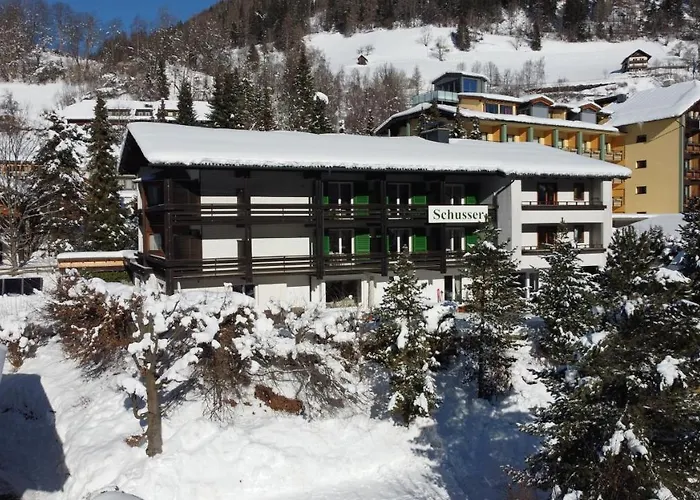 Gaestehaus Schusser An Der Therme, Fruehstueck, Doppelzimmer Und Ferienwohnung 4*