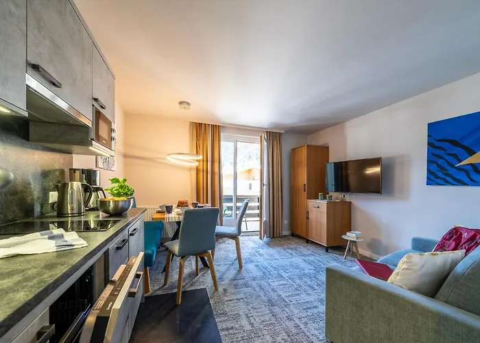 Bed & Breakfast Gaestehaus Schusser An Der Therme, Fruehstueck, Doppelzimmer Und Ferienwohnung 4*