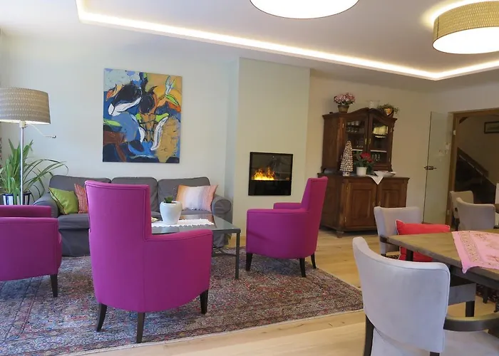 Bed & Breakfast Gaestehaus Schusser An Der Therme, Fruehstueck, Doppelzimmer Und Ferienwohnung 4*