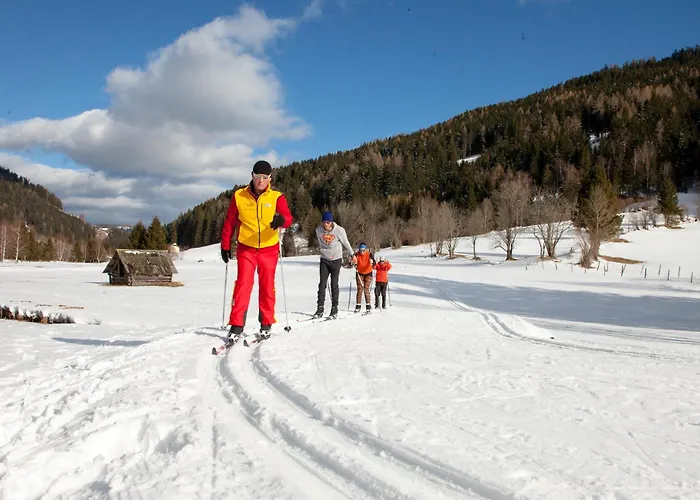 Gaestehaus Schusser An Der Therme, Fruehstueck, Doppelzimmer Und Ferienwohnung Bed & Breakfast Bad Kleinkirchheim