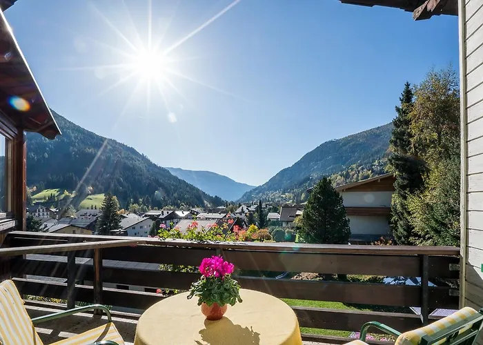 Gaestehaus Schusser An Der Therme, Fruehstueck, Doppelzimmer Und Ferienwohnung